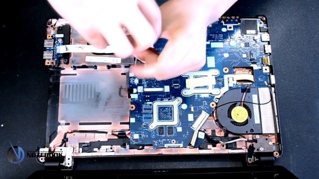 Acer Aspire E1-570g - Disassembly And Cleaning