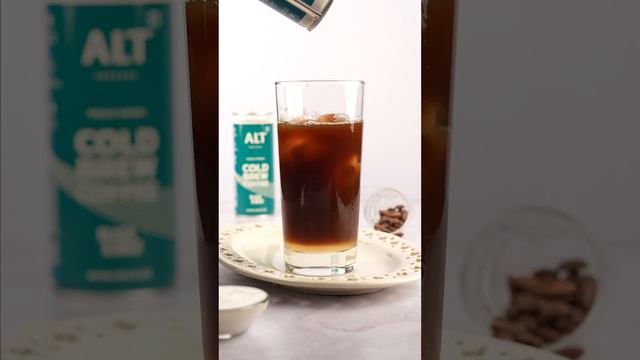 Vietnamese Cold Coffee ALT Coffee смотреть онлайн