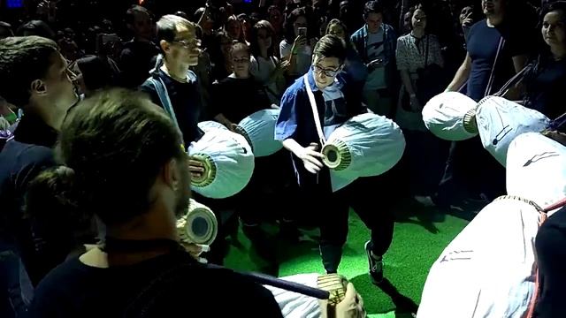 Мриданга-шоу на концерте #GoKirtan смотреть онлайн