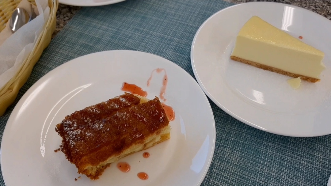 Цены в вагон-ресторане двухэтажного поезда Таврия июнь 2021 год. Едем в Крым. смотреть онлайн