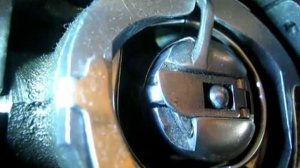 Швейная машинка   рвет нижнюю нить Чайка 3