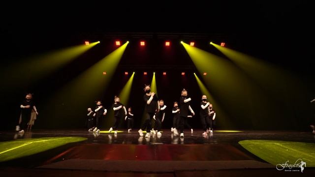 Hip-Hop начинающие (6-9 лет) - педагог Витя Смараков смотреть онлайн