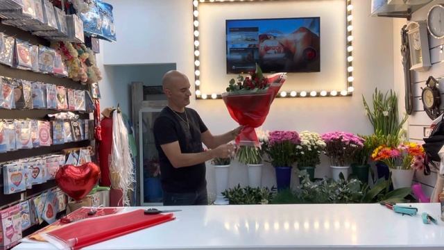 Мастер класс по упаковке каскадного букета из роз в Корейском стиле, Беер Шева Израиль смотреть онлайн