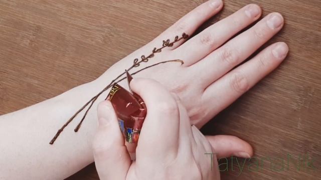 MEHENDI\Мехенди 1\17 рисунки хной на теле смотреть онлайн