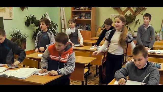 Игровое кино "Нужно быть самим собой" смотреть онлайн