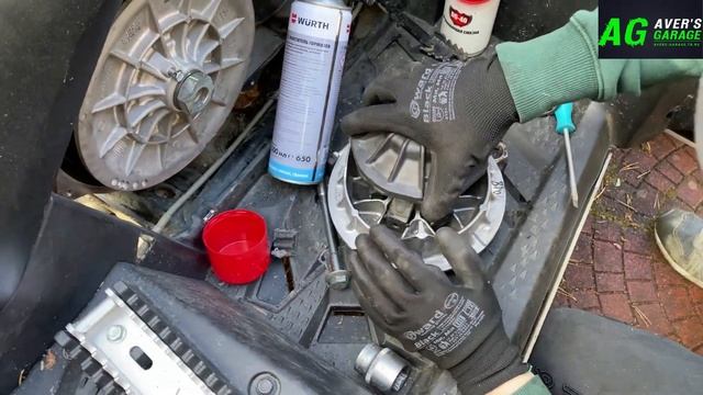 Замена ремня вариатора на квадроцикле СFMoto CFORCE 2023. Подробная инструкция. смотреть онлайн