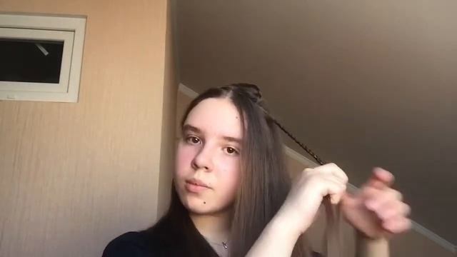Как сделать причёску ,,кошачий-ушки’’?// ya_dasha смотреть онлайн