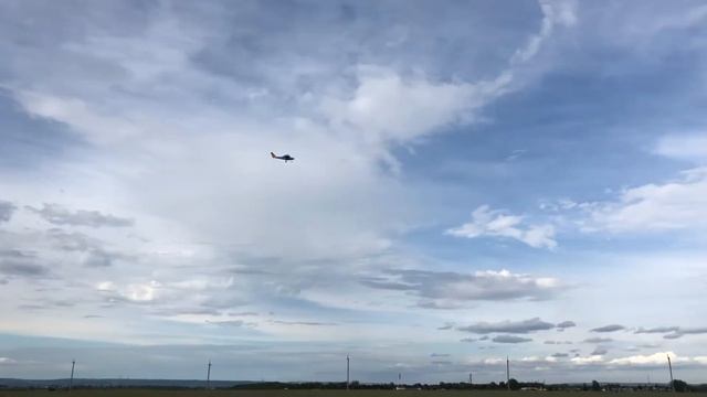 Большая авиамодель из потолочки. смотреть онлайн