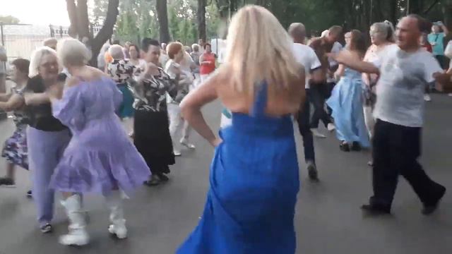 ОЙ РЯТУЙТЕ,ОЙ РЯТУЙТЕ! смотреть онлайн