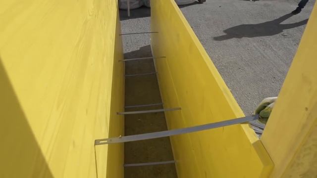 Видео монтажа стеновой опалубки "Интерскал" смотреть онлайн