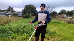 Как работать мотокосой без боли в спине?