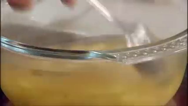 Острый суп с сыром и йогуртом