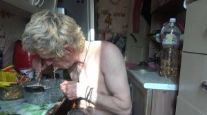 вызов принят от руслана гительмана обжор мукбанг 4 пачки лапши ролтон