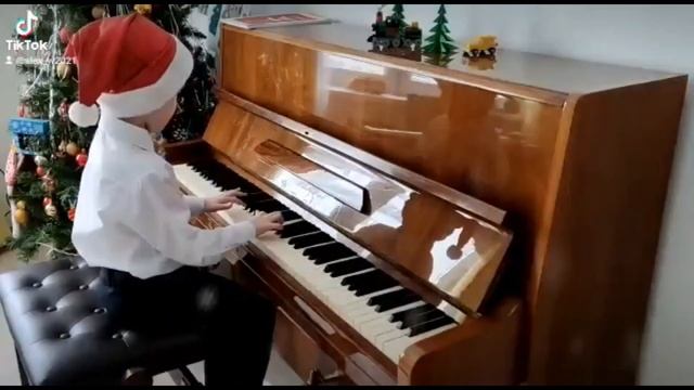 "Мазурка". А. Гречанинов смотреть онлайн