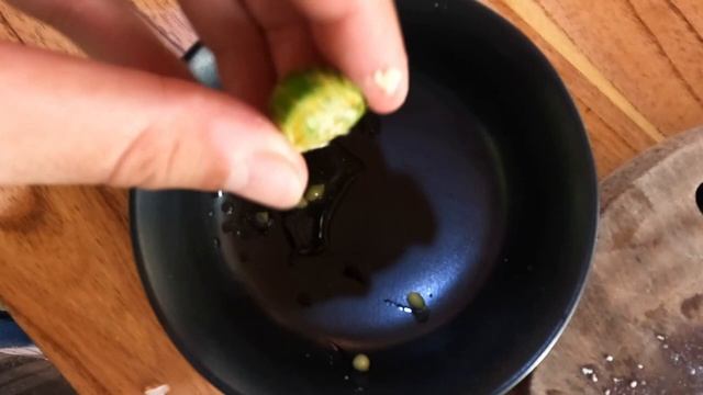 VIETNAM STREET FOOD | SO EKLIG Schmeckt Der EIER CAFE...ODER?! |  Spezialitäten Aus Vietnam | Hoi A