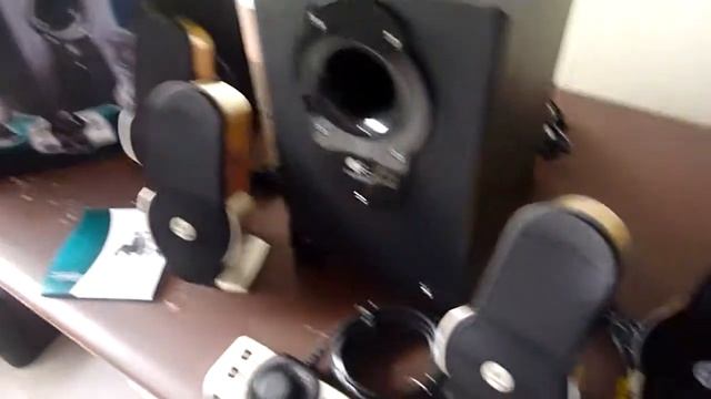 Logitech G51 смотреть онлайн