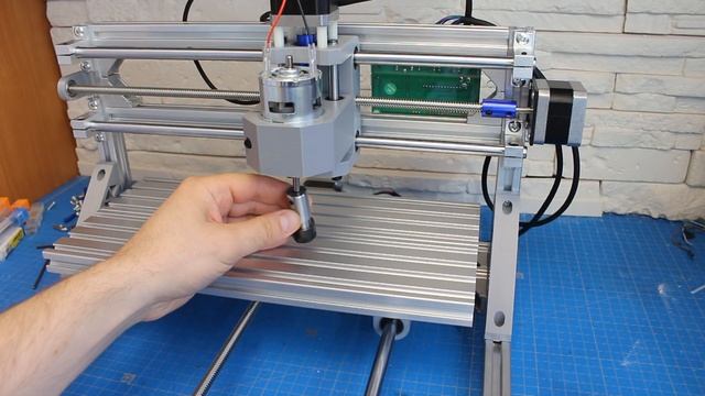 3D гравировщик CNC 3018 - Сборка и первое включение смотреть онлайн