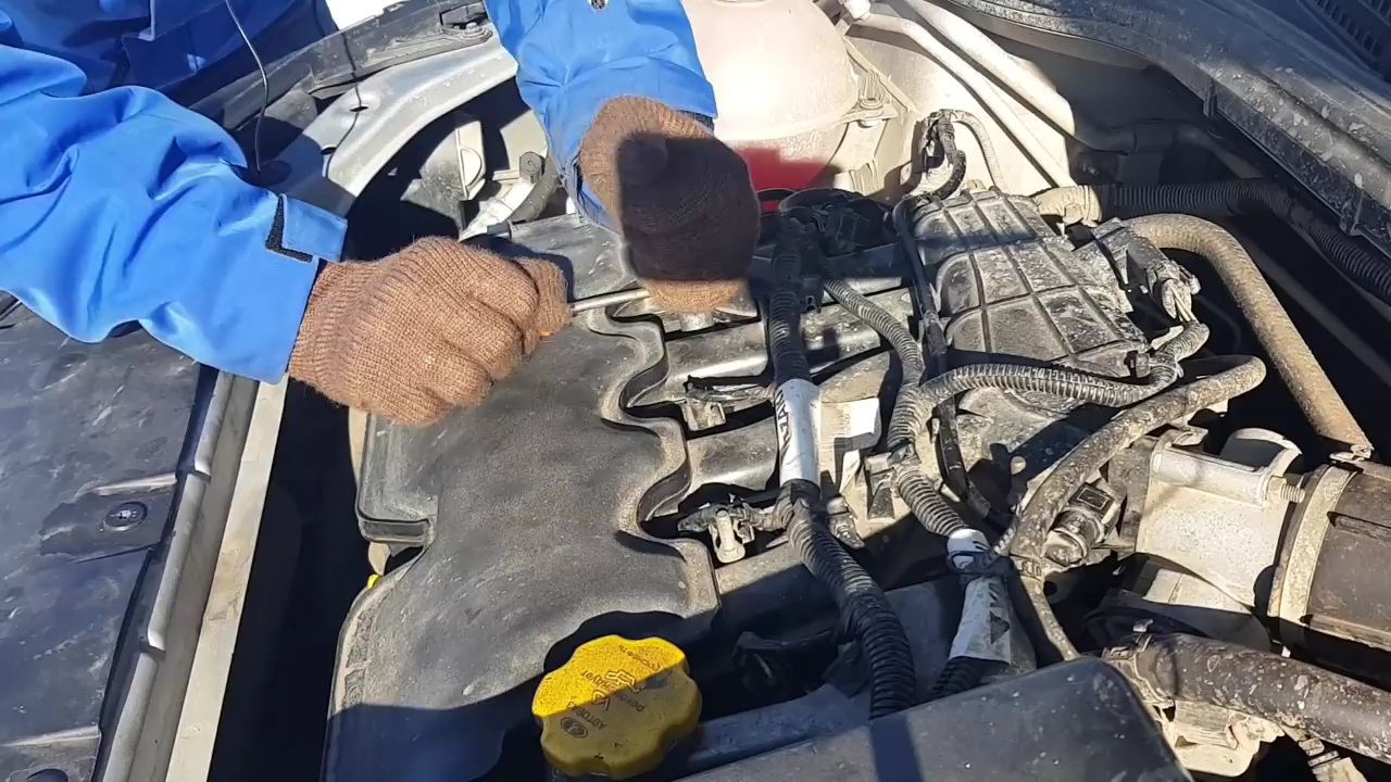 ЛАДА ВЕСТА КАК СНЯТЬ КАТУШКИ ЗАЖИГАНИЯ ? смотреть онлайн