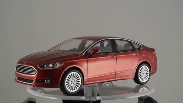 Ford Fusion 2012 (GreenLight) - Diecast43 смотреть онлайн