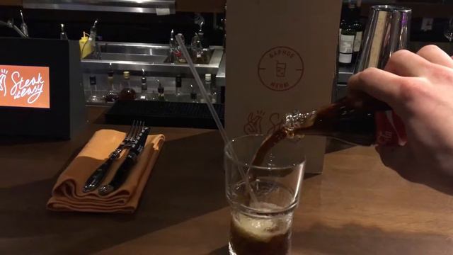 Тот момент, когда девушка говорит, что не хочет кушать! смотреть онлайн