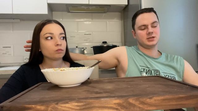 ??СУПЕР ВКУСНЫЙ ДНЕВНОЙ МУКБАНГ/ЛАГМАН #мукбанг #mukbang #отношения #еда #семья #юмор #любовь смотреть онлайн