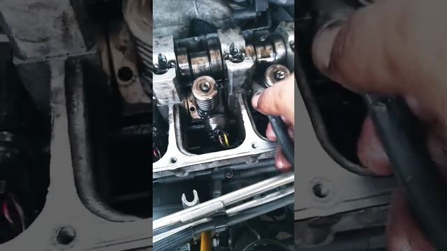 quitar inyectores de jetta 1.9 TDI parte 1 смотреть онлайн