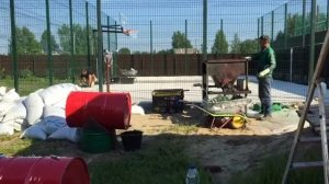 Нельзя укладывать резиновое покрытие из резиновой крошки своими руками! Специалисты сделают лучше!