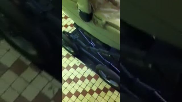 Скрип коляски смотреть онлайн