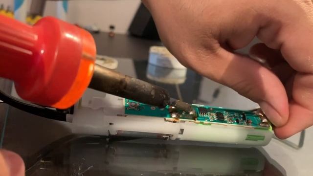 Cambio de Bateria Cepillo eléctrico recargable смотреть онлайн