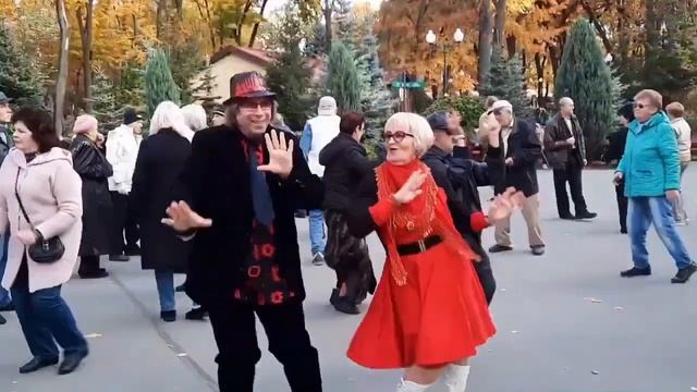 ГЛАЗА В ГЛАЗА,РУКА В РУКЕ!!!!!  СЧАСТЛИВЫЕ МИНУТЫ!!!!!