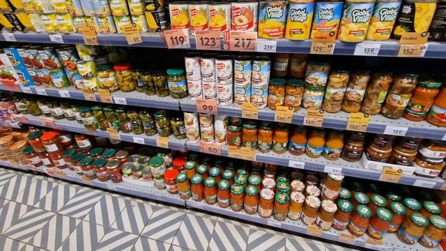 Russian TYPICAL Regional Supermarket Tour: Pyaterochka
