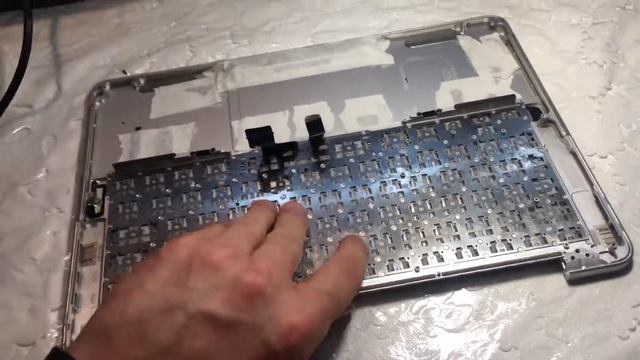 Замена клавиатуры MacBookPro 13 Retina.