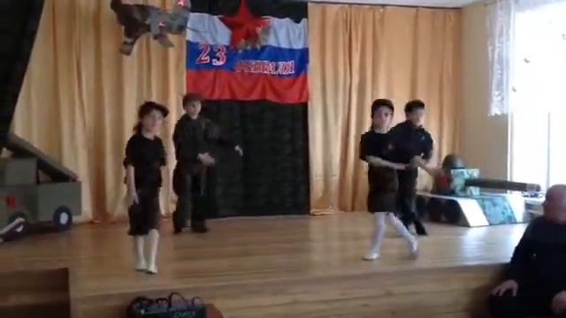 Танец в детском саду "Смуглянка" (ремикс) смотреть онлайн