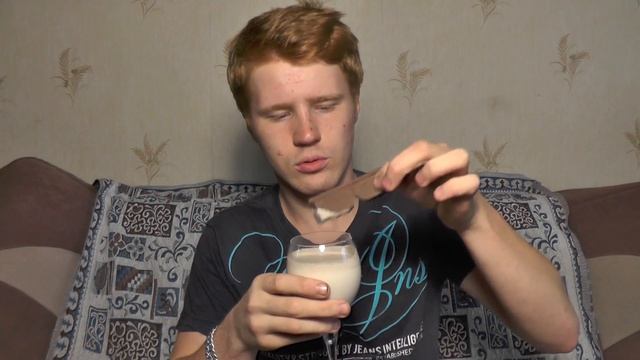 КАК СДЕЛАТЬ ИЗ КИТКАТА КОКТЕЙЛЬ БЫСТРО В ДОМАШНИХ УСЛОВИЯХ!!! смотреть онлайн