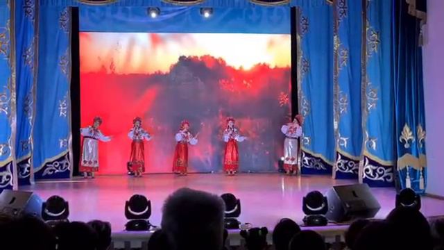 Фестиваля украинского эко Довиры "ЧЕРВОНА КАЛИНА " 12 декабрь 2021г , юбилей Довиры смотреть онлайн