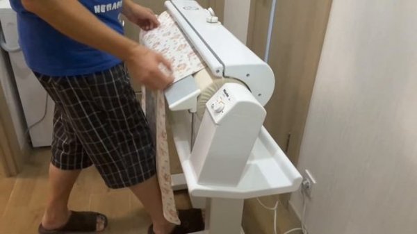 Гладильная машина Miele