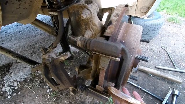 Лёгкий способ замены тормозных колодок на дисковых тормозах смотреть онлайн