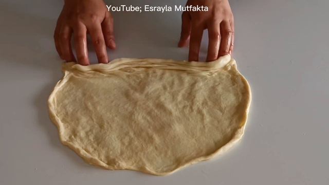 BU ÇÖREĞİN NASIL YAPILDIĞINA İNANAMAYACAKSINIZ‼️MASAYA KOYDUĞUM GİBİ BİTTİ💯KAT KAT ÇÖREK TARİFİ смотреть онлайн