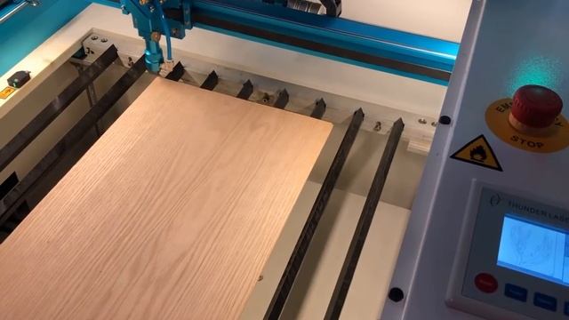 Cutting a single project larger your laser (pass-through version) смотреть онлайн