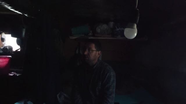 ЛЕСНЫЕ ИЗБУШКИ, ВЫЖИВАНИЕ БЕЗ ПРИКРАС смотреть онлайн