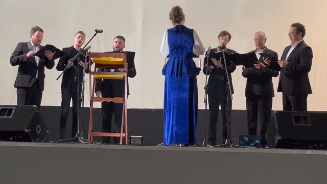 Песня "Давно мы дома не были" | Ко дню Защитника Отечества смотреть онлайн