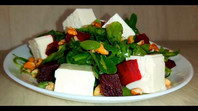 Все будут ПРОСИТЬ эти РЕЦЕПТЫ !!!Самые ВКУСНЫЕ САЛАТЫ из простых продуктов- 4 рецепта !!! смотреть онлайн