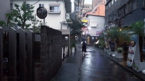 Walking in the Rain Tokyo, Japan (Relaxing Binaural Thunderstorm Sounds for Sleep) 4k ASMR
