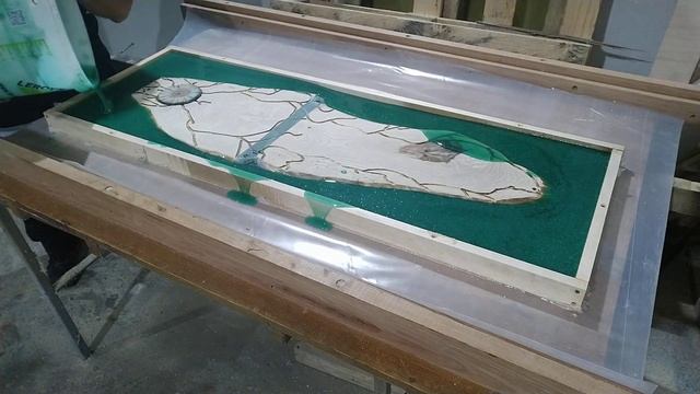 Заливка столешницы эпоксидной смолой. смотреть онлайн