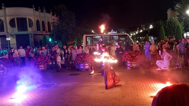 Файер-шоу в Кисловодске. август 2022 год. смотреть онлайн