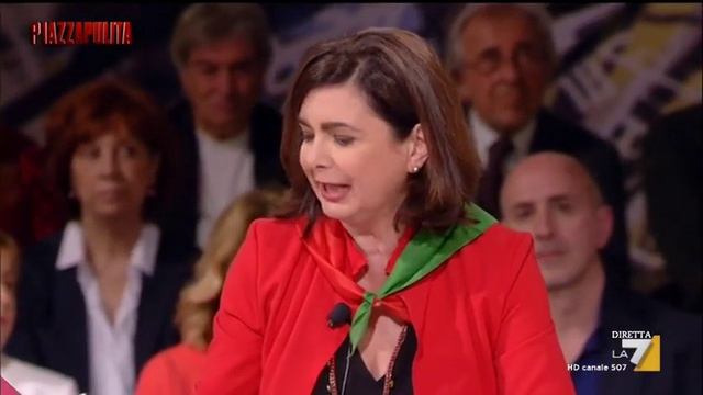 Boldrini: ‘Oggi un partigiano mi ha dato questo manifesto, dice che la resistenza non ... смотреть онлайн