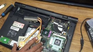 Ноутбук  выключается.  Почему ?