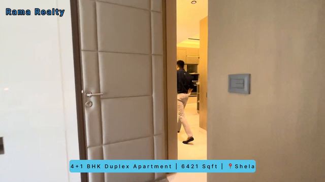 ऐसा Duplex देखा आपने ही नए होगा | 4 BHK Ultra Luxurious Duplex Apartment #ahmedabad #duplexapartmen смотреть онлайн