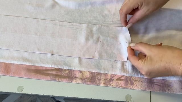 Как красиво обработать встречную складку в рельефе на платье-рубашке из шелка смотреть онлайн