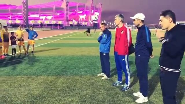 Дмитрий Хомуха посетил тренировку детской футбольной команды в Ашхабаде смотреть онлайн